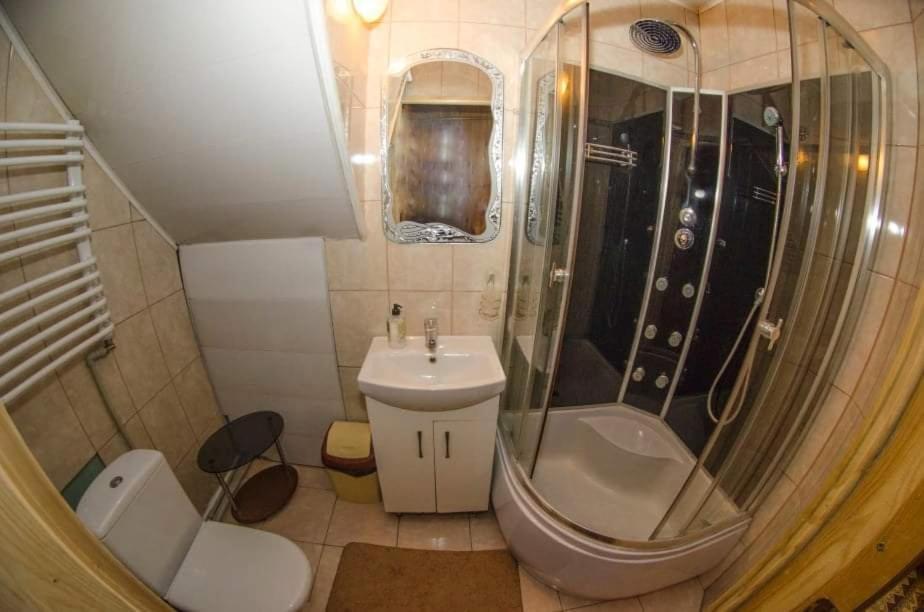 Hotel Gostynnyi Dvir U Marichky Lazeshchyna Exterior foto