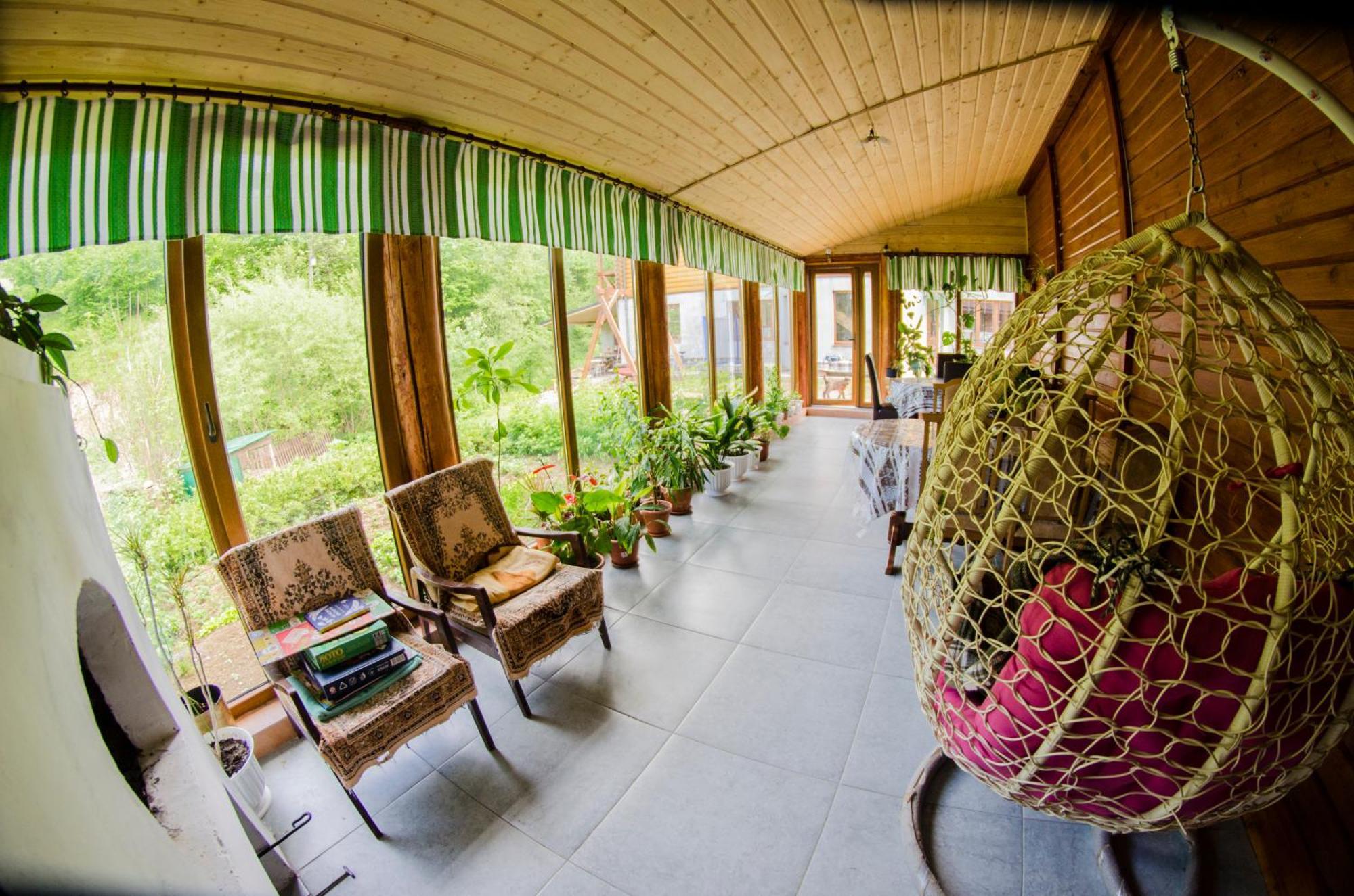 Hotel Gostynnyi Dvir U Marichky Lazeshchyna Exterior foto